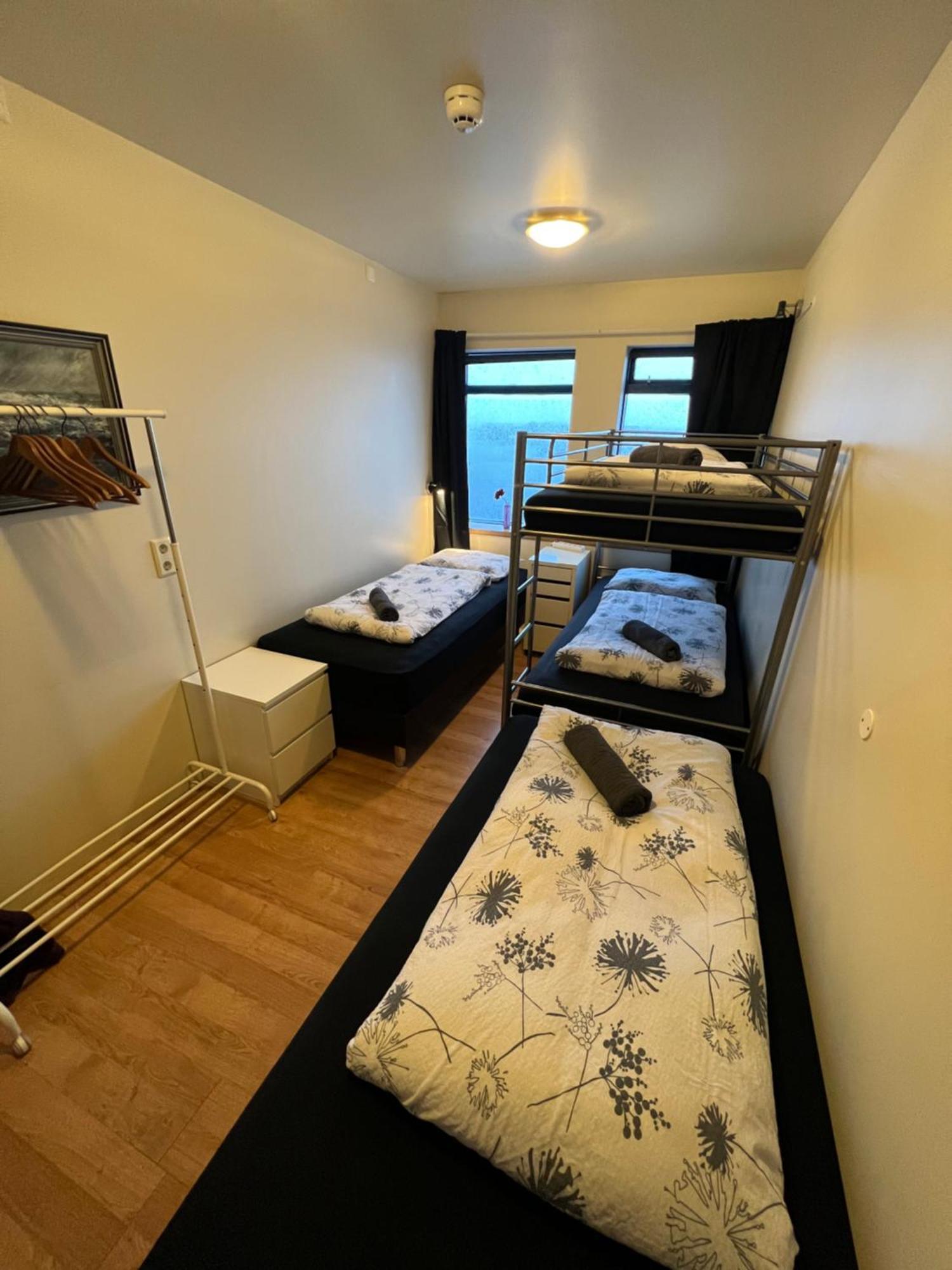 Art Hostel And Apartments Stokkseyri Extérieur photo